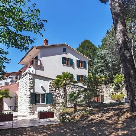 Zulijani A4 Apartment Rabac