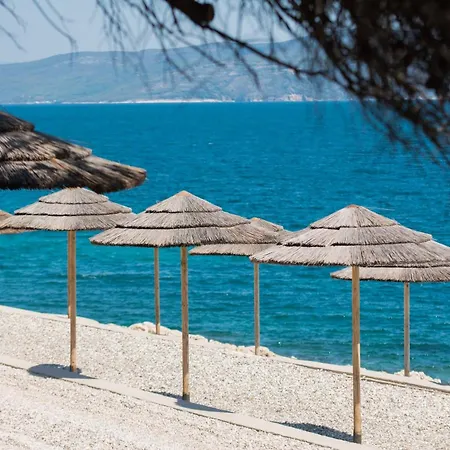 아파트 Zulijani A4 *