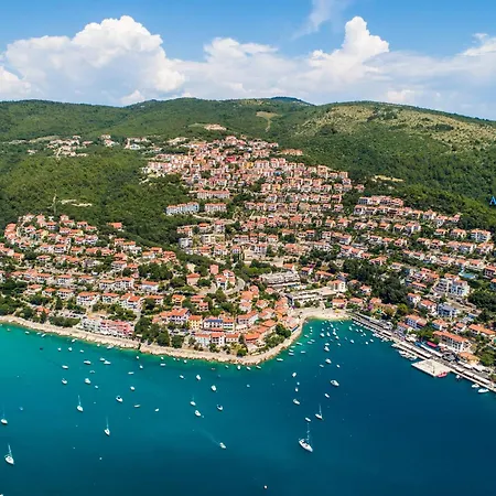 Zulijani A4 Apartment Rabac