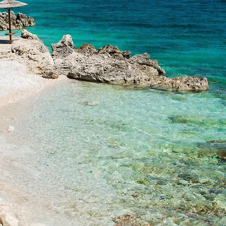 Zulijani A4 * Rabac