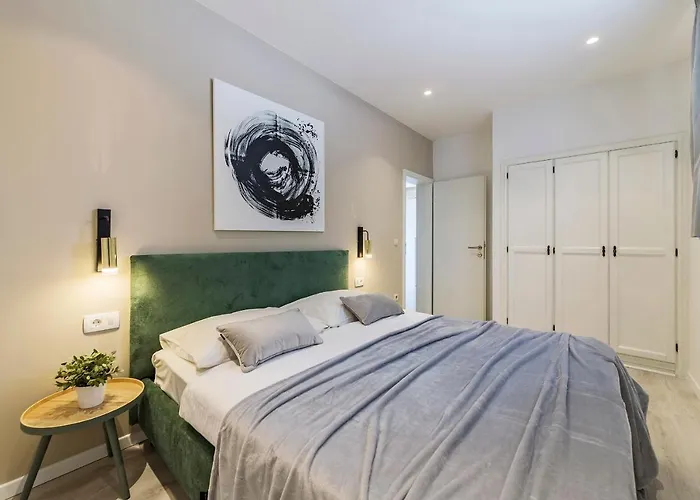 아파트 Zulijani A4 *