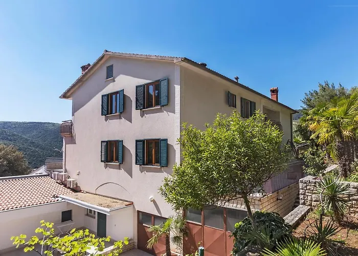 Zulijani A4 Apartment *