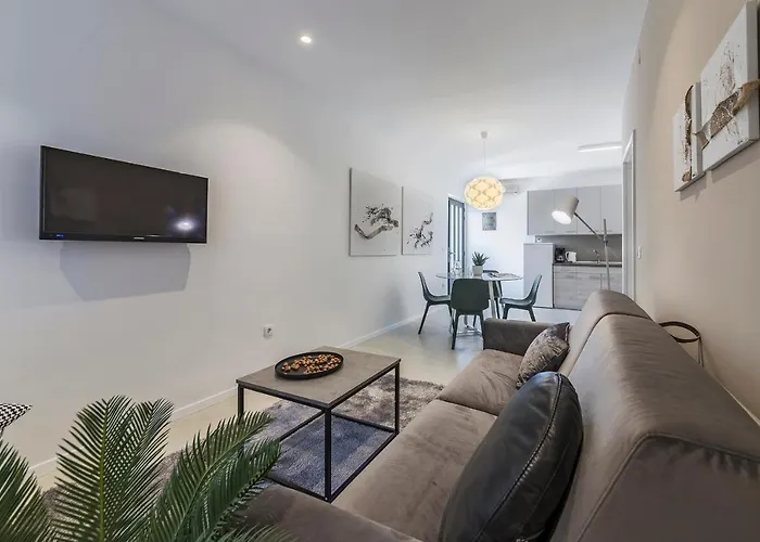 Zulijani A4 아파트